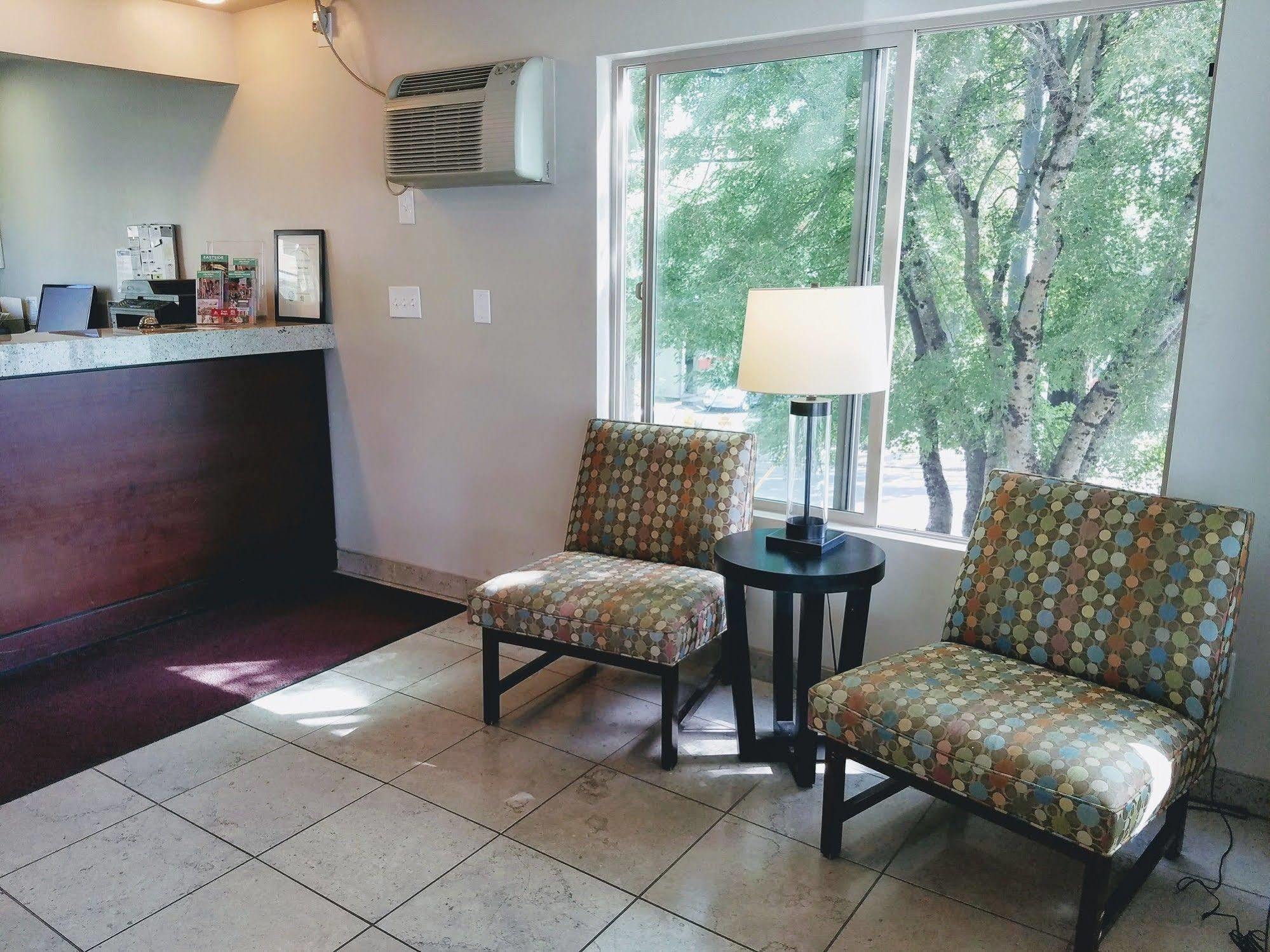 פורטלנד Aladdin Inn And Suites מראה חיצוני תמונה