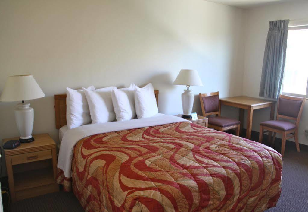 פורטלנד Aladdin Inn And Suites מראה חיצוני תמונה