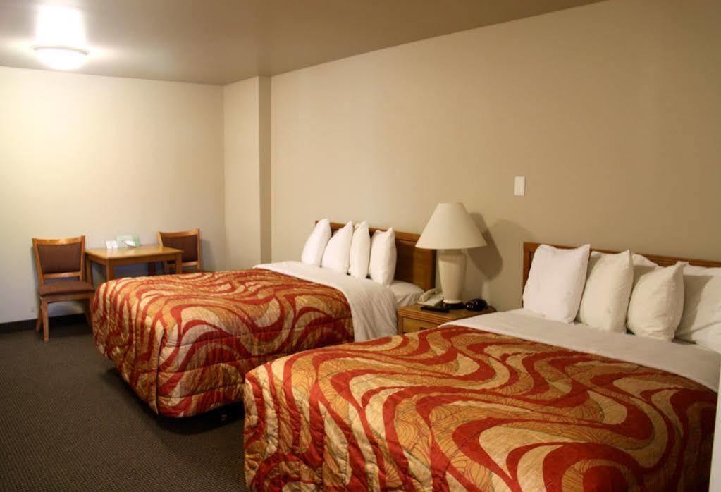 פורטלנד Aladdin Inn And Suites מראה חיצוני תמונה